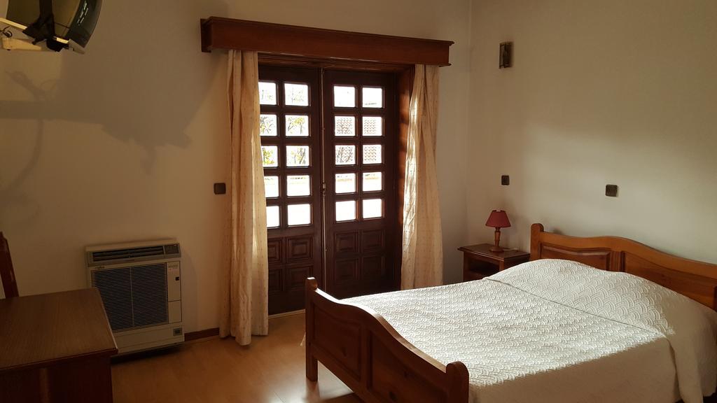 Residencial Albergaria 帕雷迪什迪科拉 外观 照片